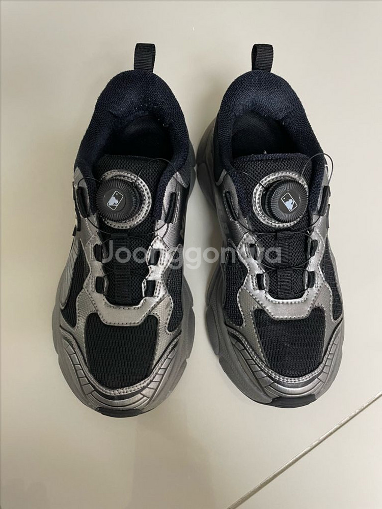 MLB 키즈운동화 230mm--0