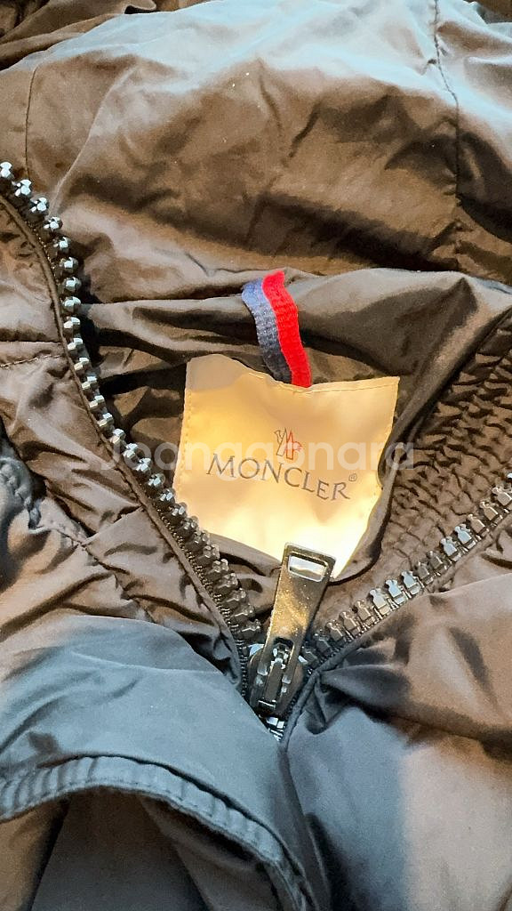 몽클레어 아프로티티(0) 판매합니다--1