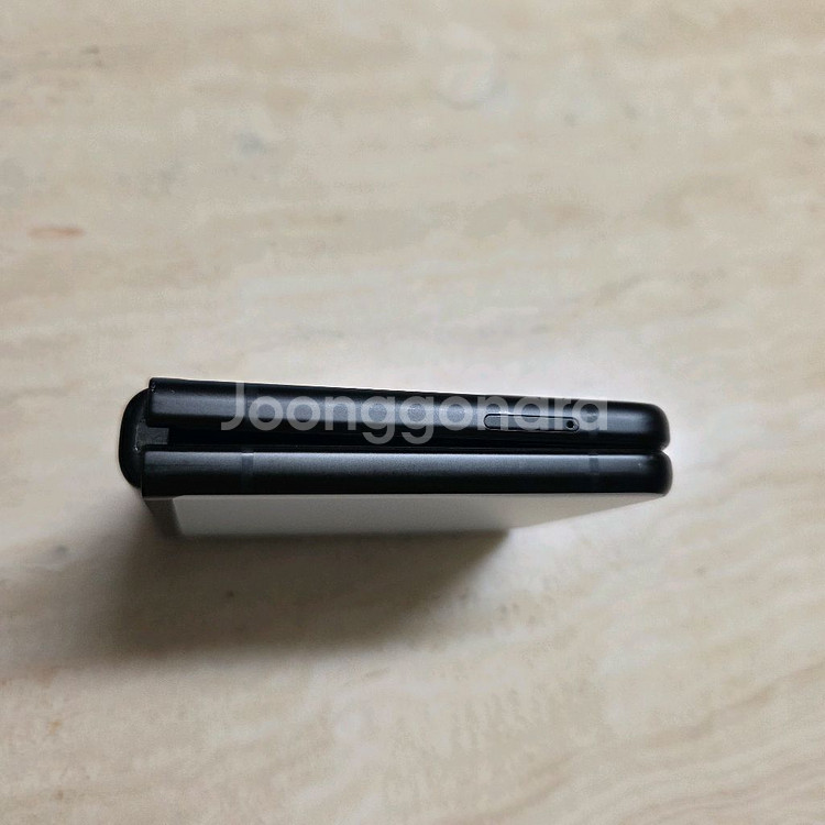 갤럭시Z플립3--2