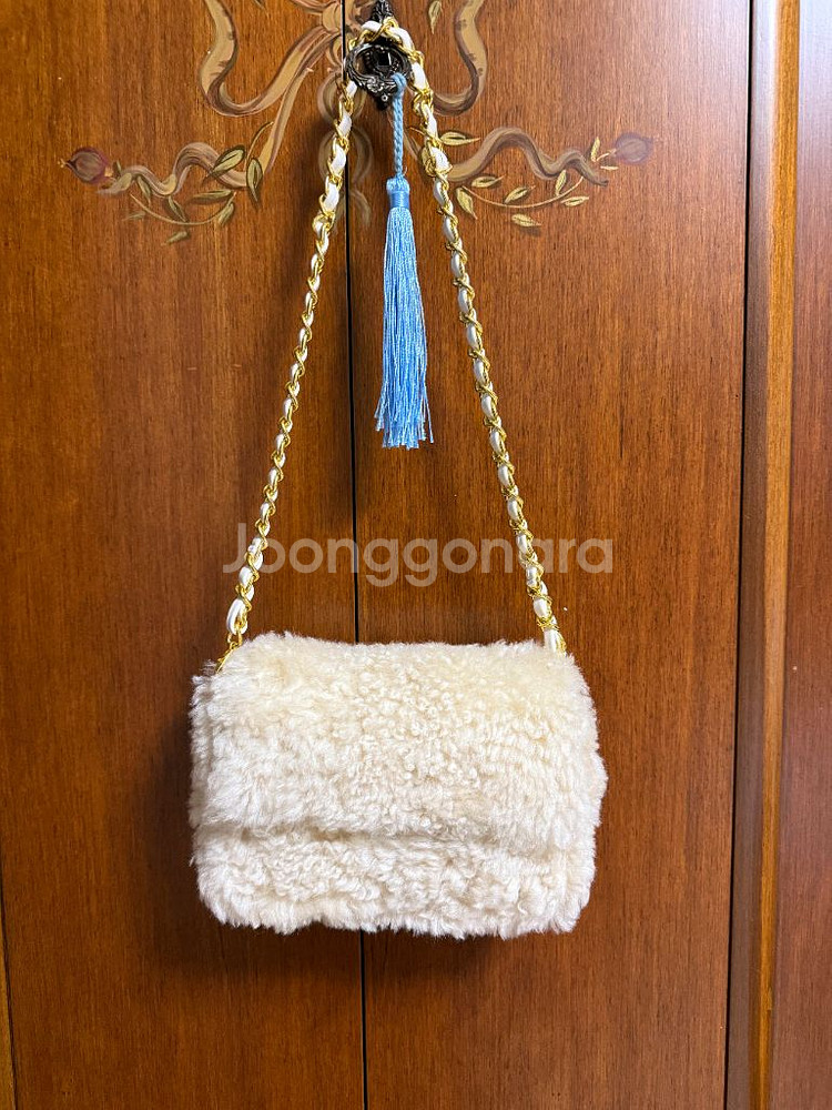 리얼 양털 체인백 양털가방--1