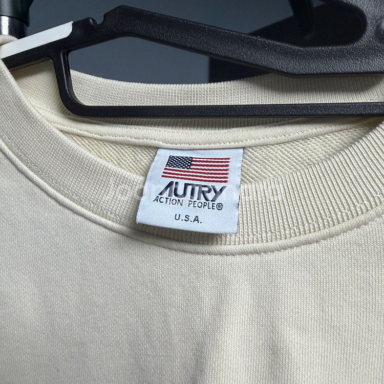 AUTRY 오트리 로그패치 맨투맨 판매--18