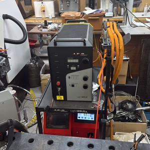 IPG 레이저 용접기 1500W