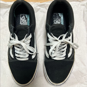 반스 컴피쿠시 올드스쿨