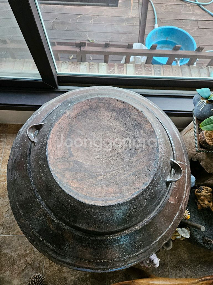 대형항아리 판매합니다.--2