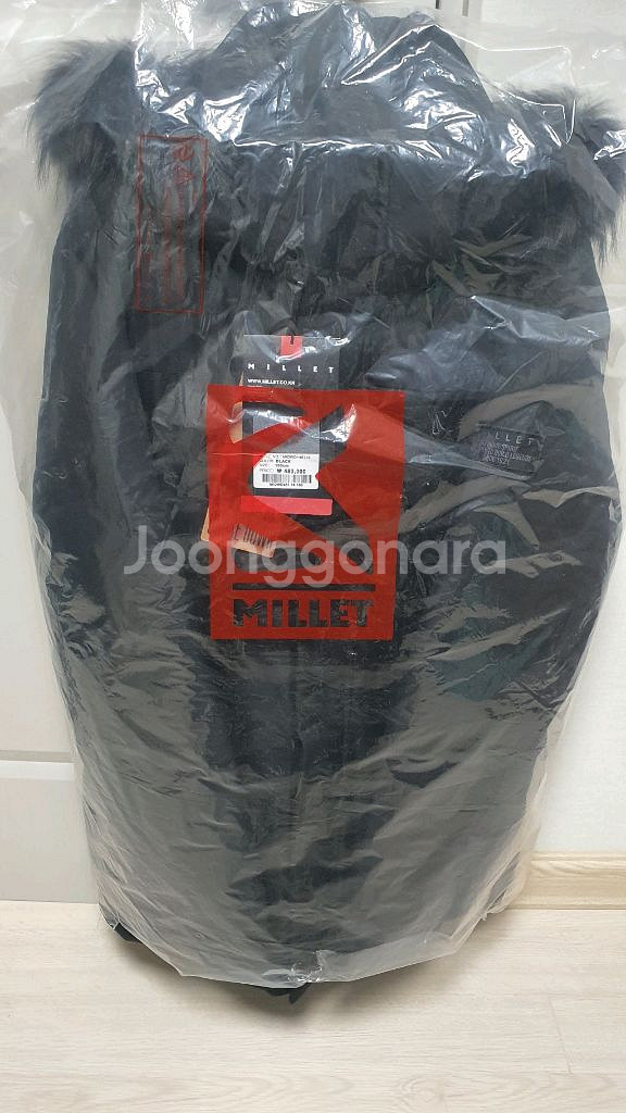 밀레 다운점퍼 팝니다--0