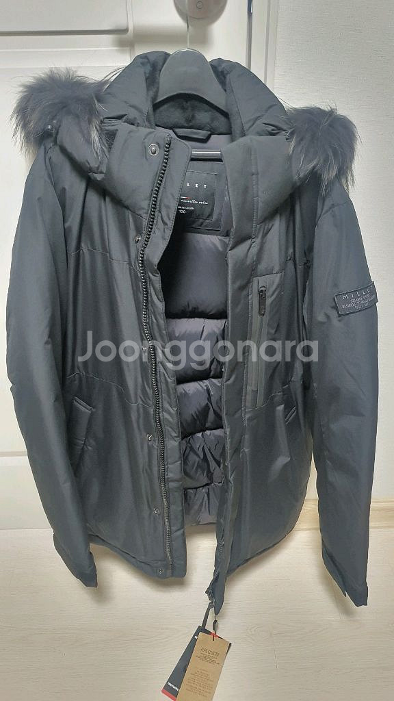 밀레 다운점퍼 팝니다--1