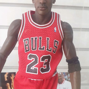 엔터베이 마이클 조던 피규어 쇼케이스포함