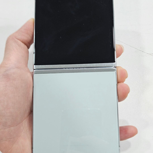 갤럭시Z플립5 (F731) 블랙 256GB 13만원