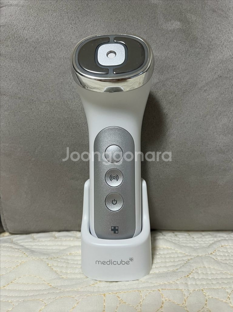 메디큐브 에이지알 유쎄라 딥샷--1