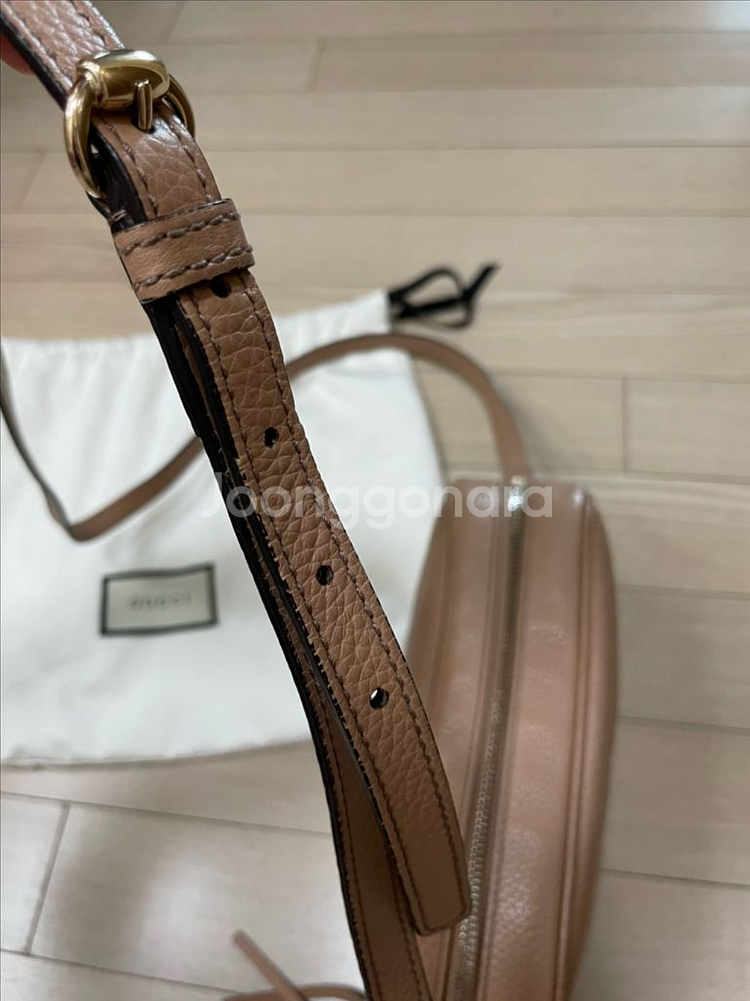 구찌 디스코백 베이지--3