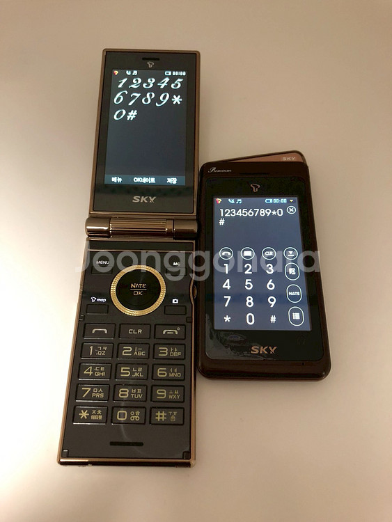 스카이 듀퐁 폴더폰과 듀퐁폰 2대 일괄 판매--5