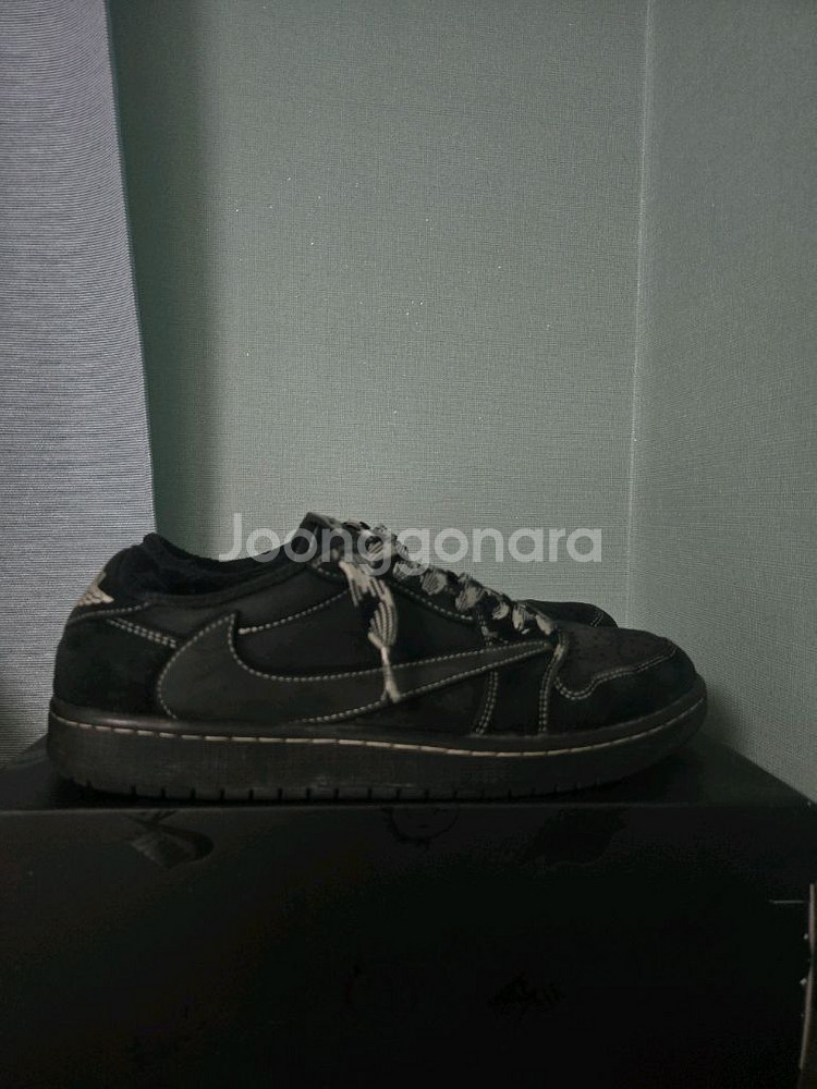 트래비스 스캇 조던 블랙팬텀--2