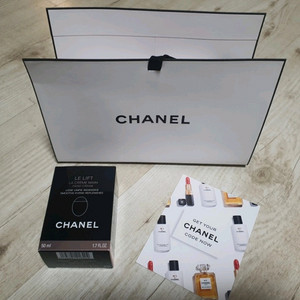 샤넬 르 리프트 라 크렘 망 핸드크림 50ml