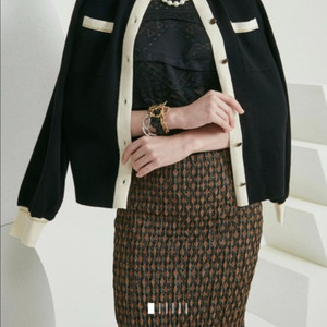 타임 컬러블록 니트 가디건 블랙, 아이보리 2종(프리)