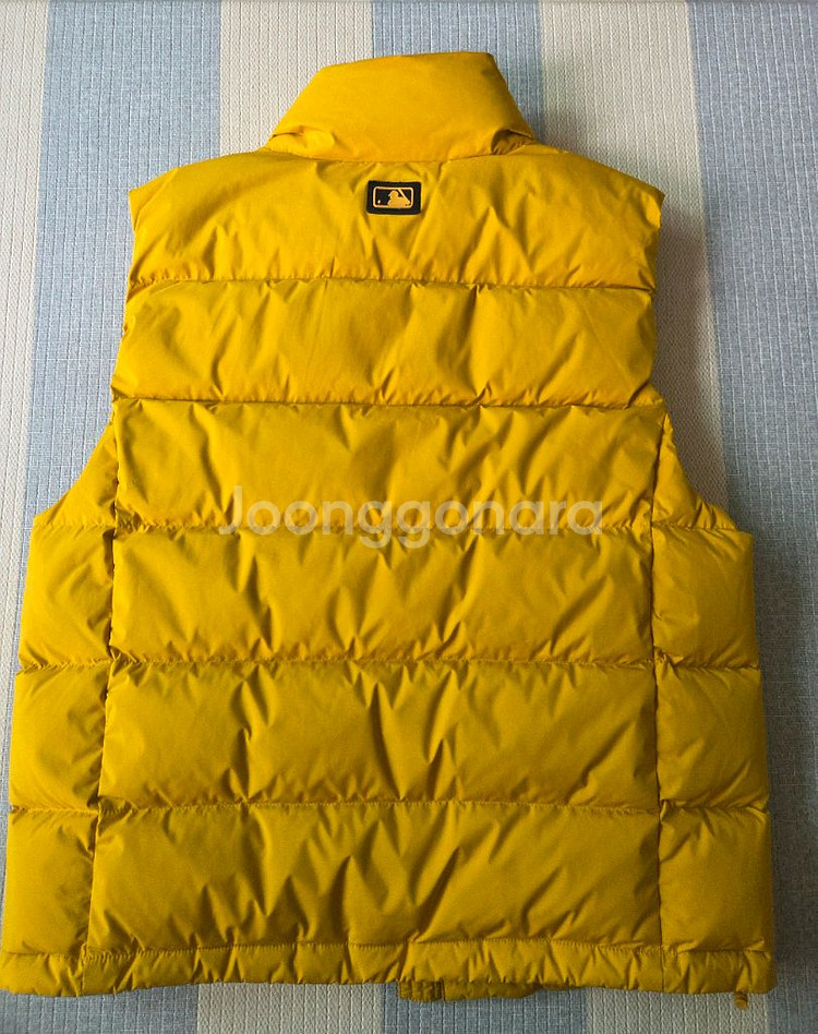 MLB 다운 패딩 조끼 M사이즈--1