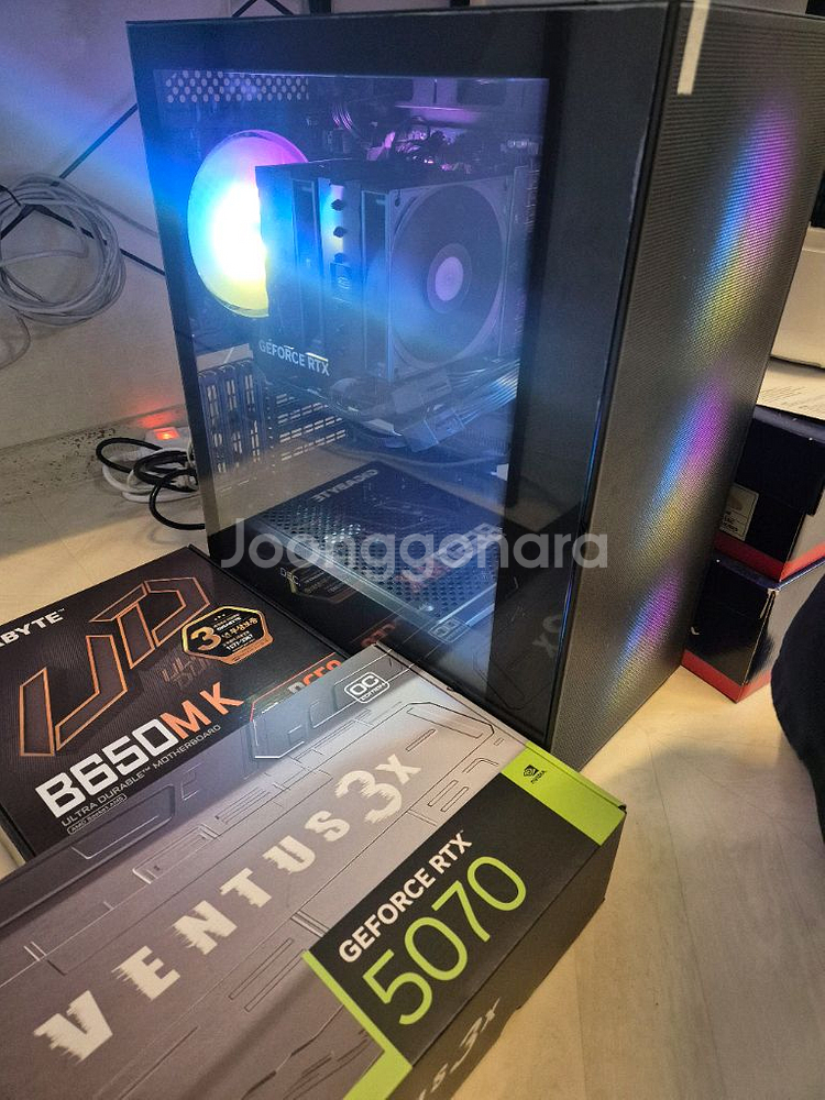 라이젠7800X3D RTX5070 게이밍 블랙 본체--2