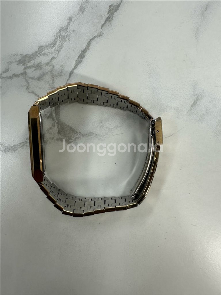 카리타스(Caritas) 올골드 사각형 빈티지 쿼츠시계--4