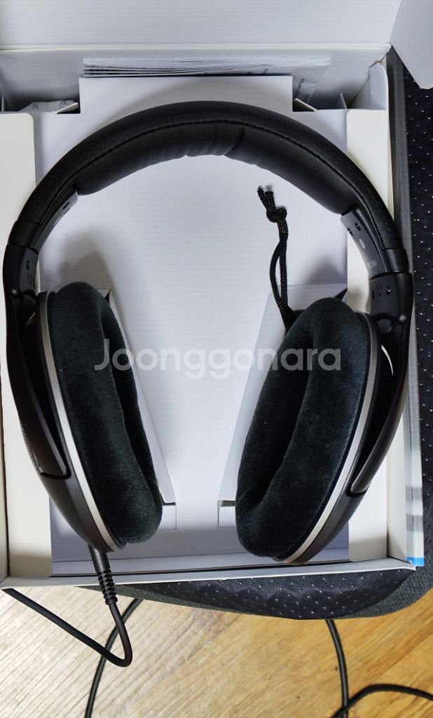 젠하이저 HD550 유선 헤드폰 택포--1