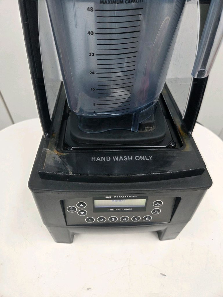 바이타믹스 콰이어트원 블렌더--2