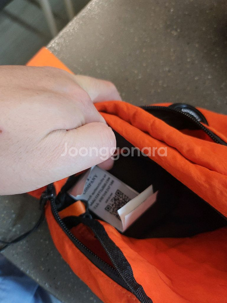 cp컴퍼니 크로스백--3