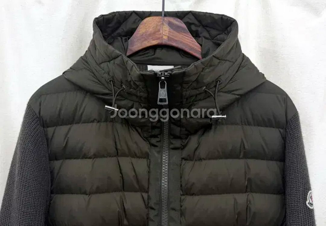 몽클레어 후드 니트패딩--1