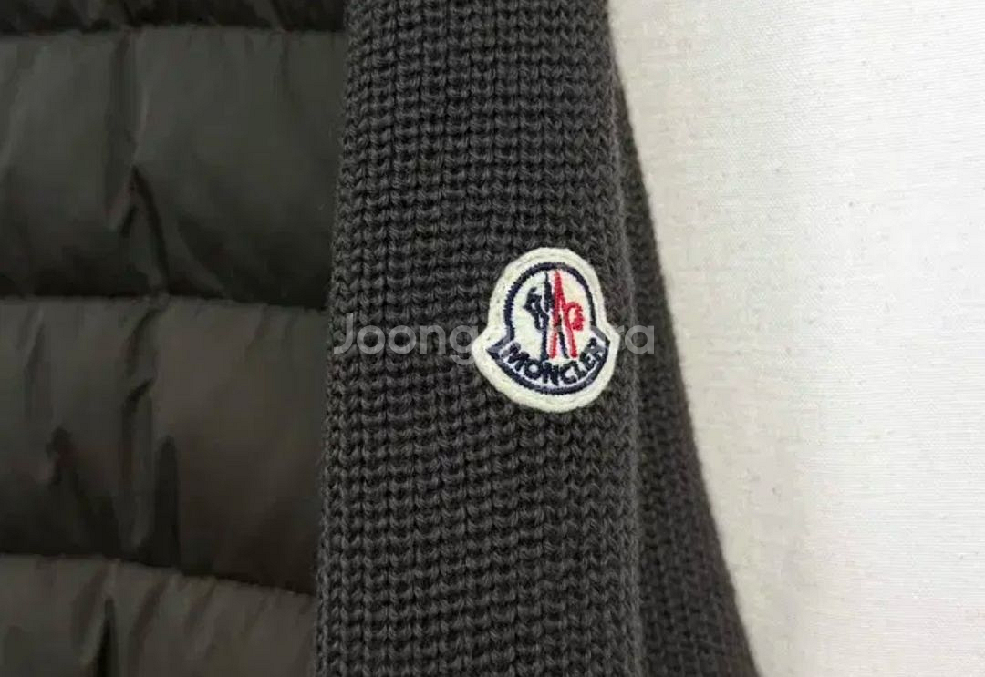 몽클레어 후드 니트패딩--2