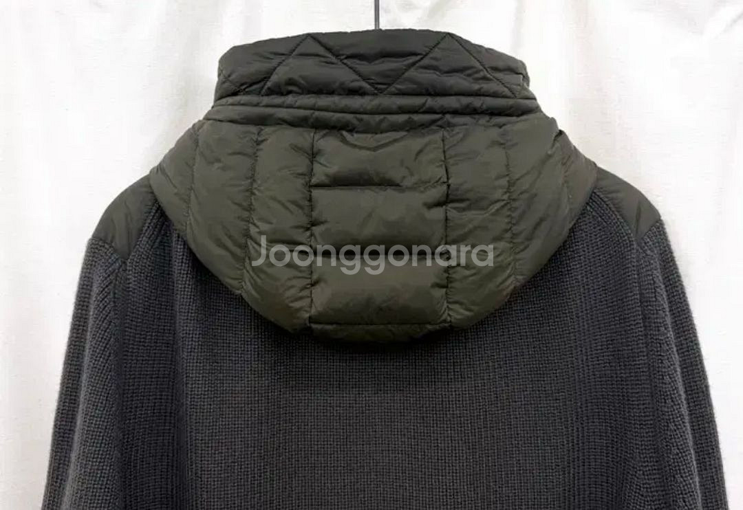 몽클레어 후드 니트패딩--4