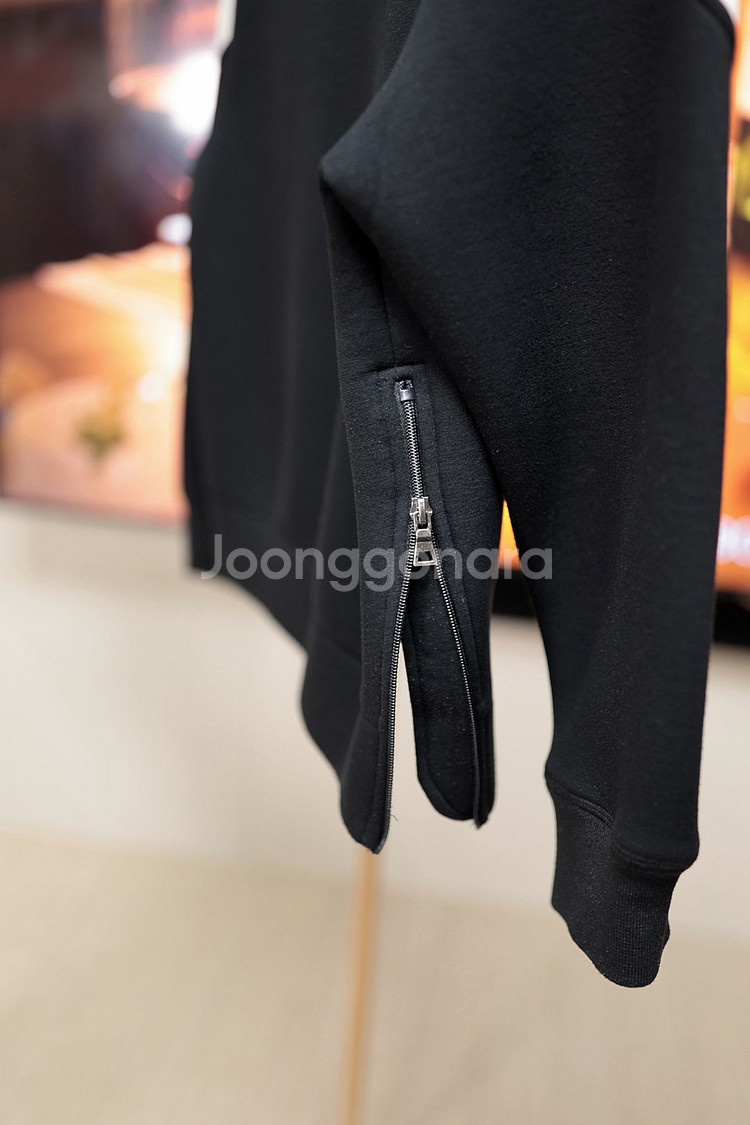 Neil Barrett (닐바렛) 스웻셔츠 L~XL--3