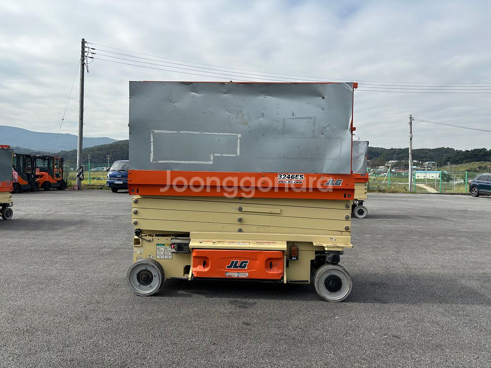 [1130시간사용] JLG 고소 작업대 10m--1
