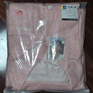 데이식스 원필 24클콘 데니멀즈 파자마 미개봉양도