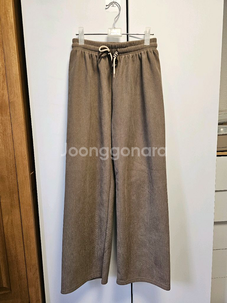 [미착용/새옷]겨울 기모 와이드 팬츠(프리사이즈/~66--0