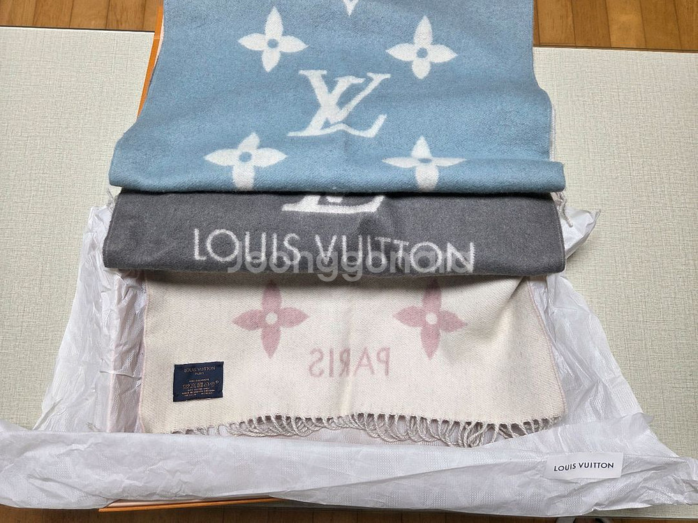 루이비통 레이카비크 그라디언트머플러--0