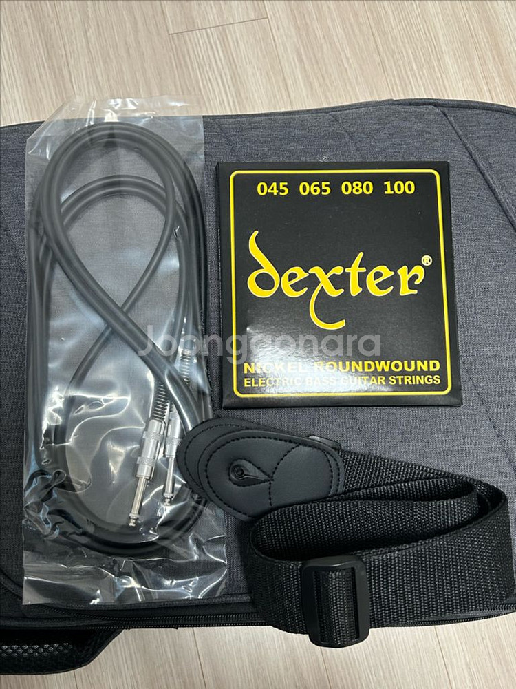 비욘드 베이스 기타 판매--3