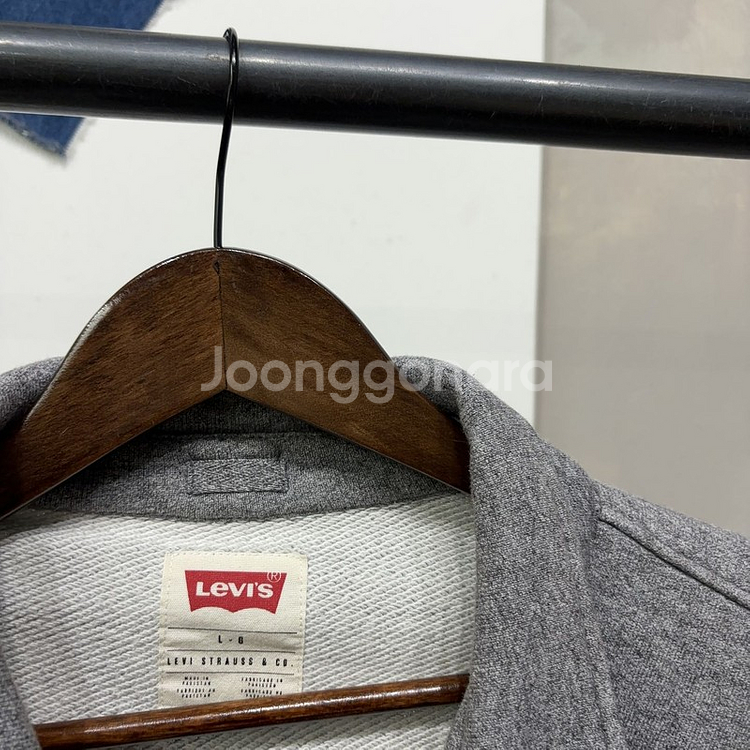 (100) 리바이스 코튼 크롭 트러커 자켓--1