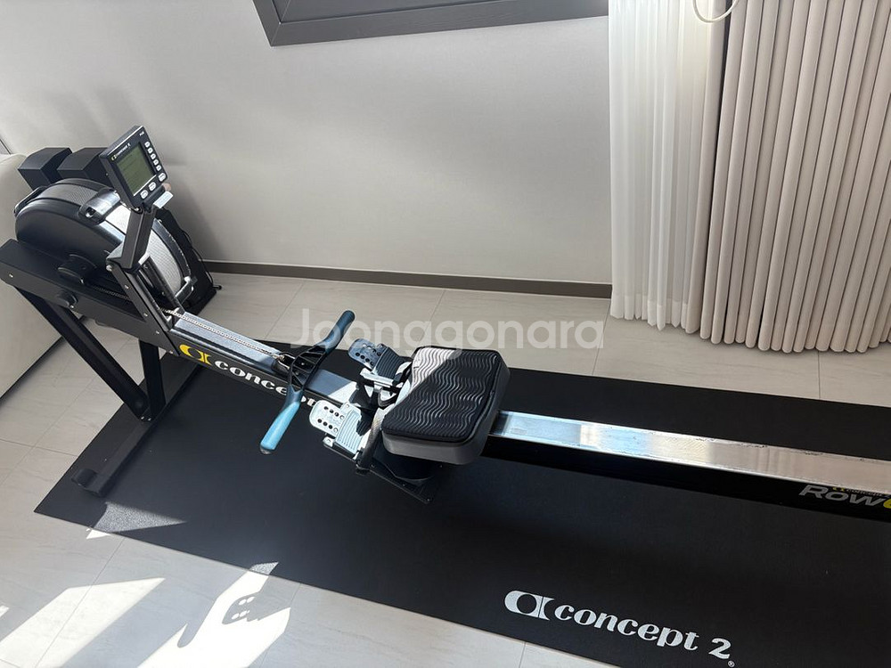 에르그 컨셉2 에르그 로잉머신+폴라 심박계 팝니다.--0