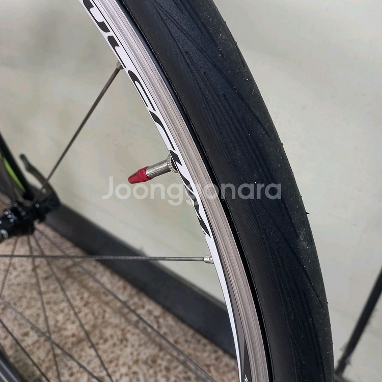 오늘 100만?) 스페셜라이즈드 벤지 엘리트 자전거--8