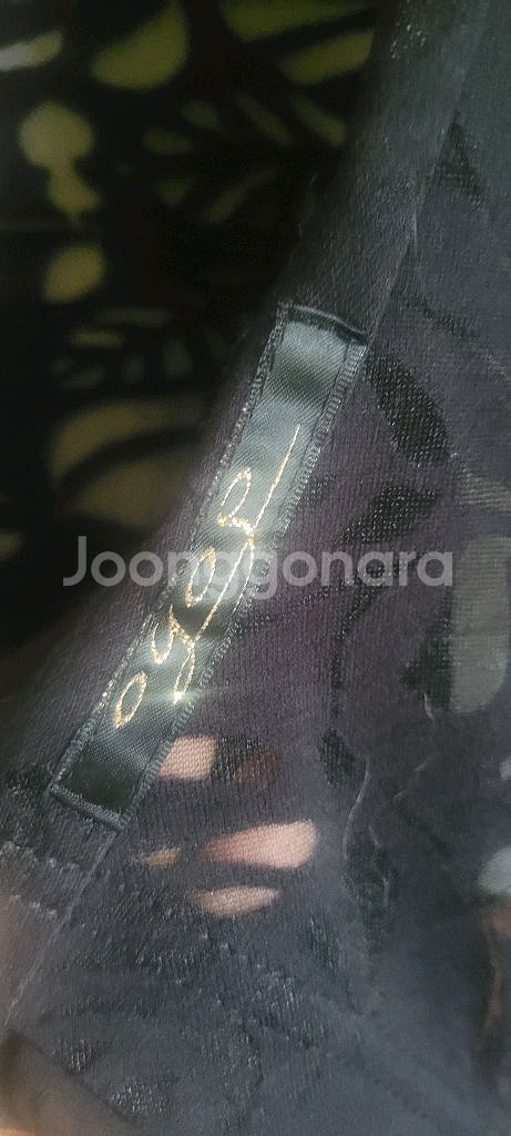 블랙 레이스 비즈 장식 민소매 블라우스--4