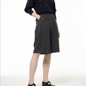 타임 실크 블렌드 스터드 니트 탑