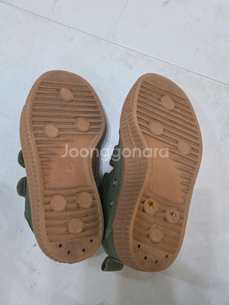 노베스타 스니커즈 25--1