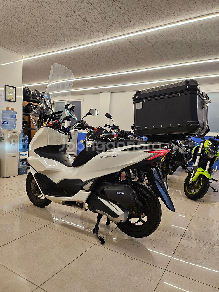 잘나가는 pcx125 22년식 팝니다 !--3