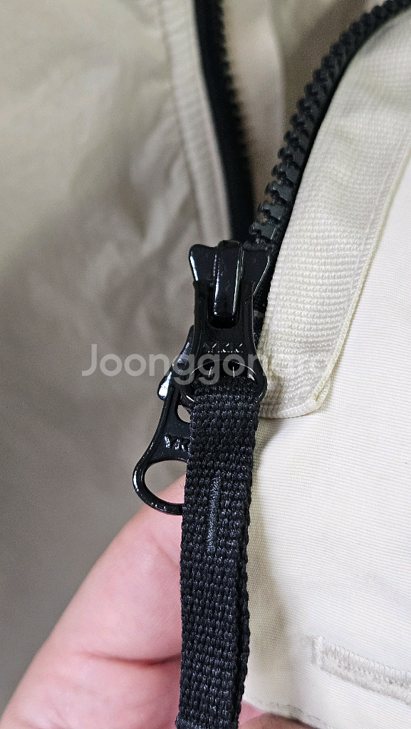 스톤아일랜드 25SS 크링크랩스 바람막이후드자켓(L)--5