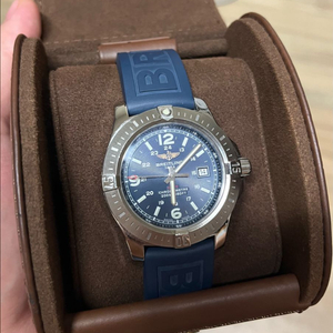 브라이틀링 콜트 청판 슈퍼쿼츠 44mm