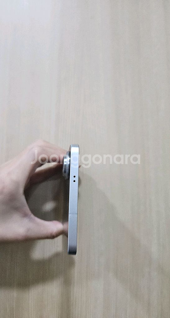 갤럭시 S25엣지 S급 풀박스 256G 팝니다--5