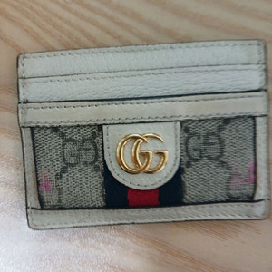 구찌지갑 하자있음