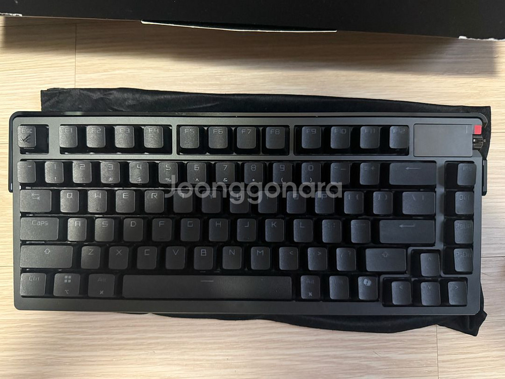 ROG AZOTH EXTREME 유무선 커스텀 키보드--1