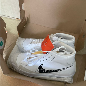 택O 나이키 블레이저 미드 77 스케치 남성용 265