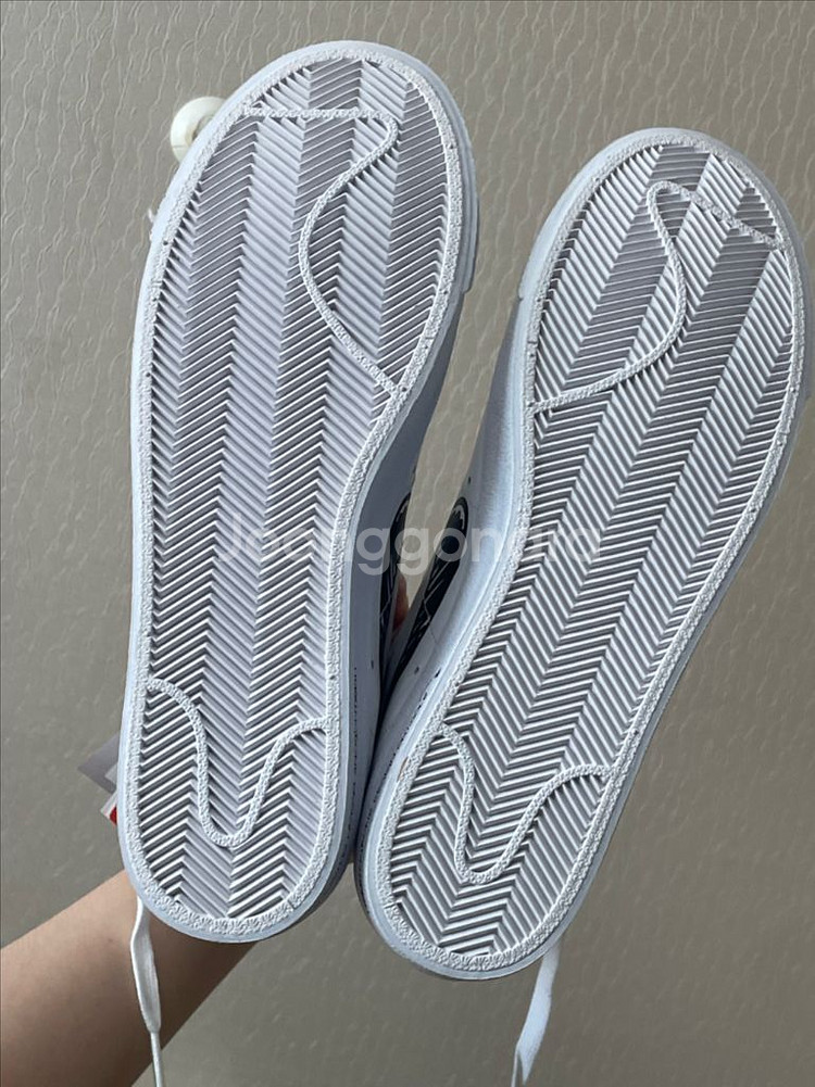 택O 나이키 블레이저 미드 77 스케치 남성용 265--6