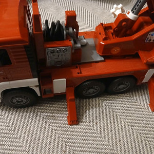 브루더 소방차 포크레인 팝니다