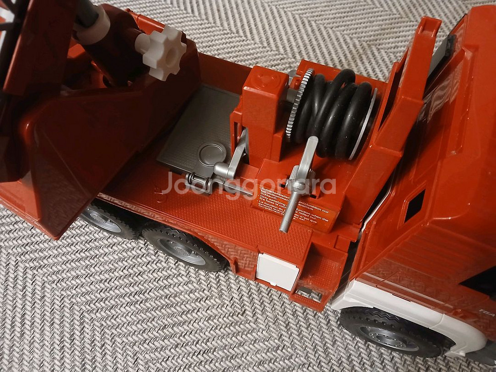 브루더 소방차 포크레인 팝니다--4