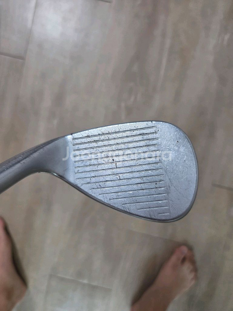 타이틀리스트 빨간톱니 56도 저렴히 판매합니다--2